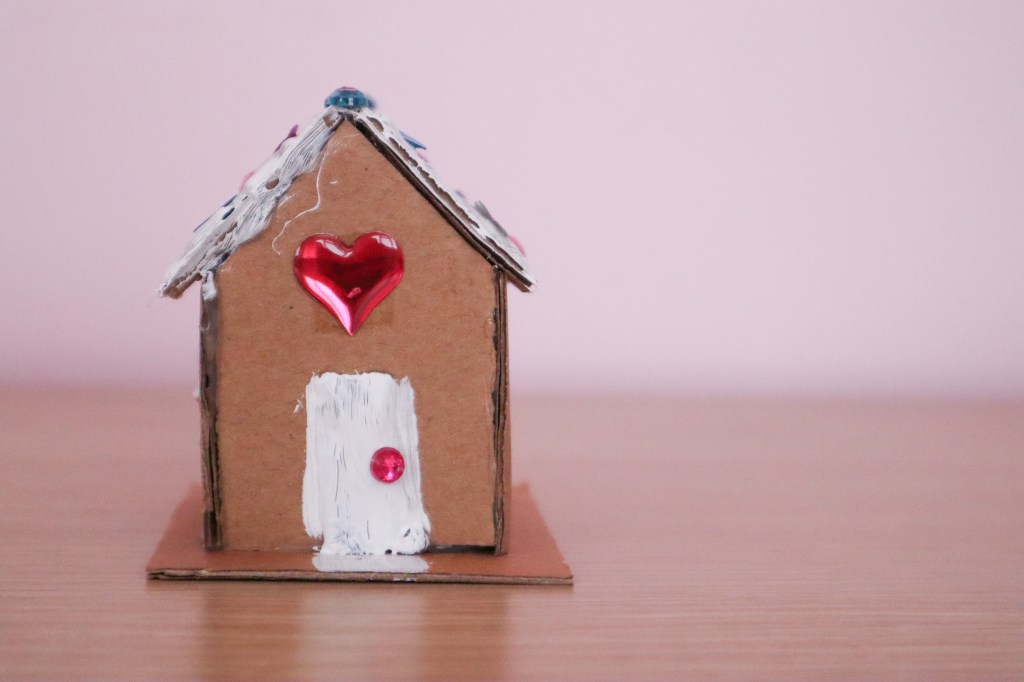 12 Crafts of Christmas: Day 9 Miniature Gingerbread&nbsp;House