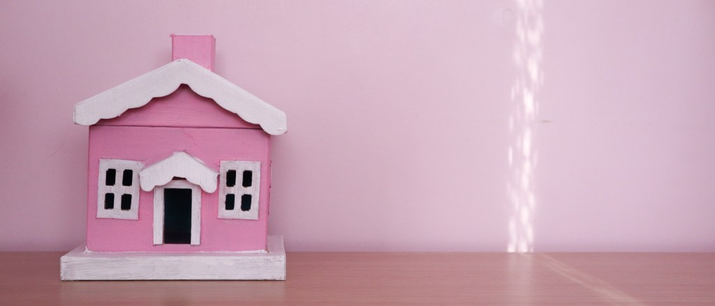 12 Crafts of Christmas: Day 12! Little House & Bonus&nbsp;Craft!