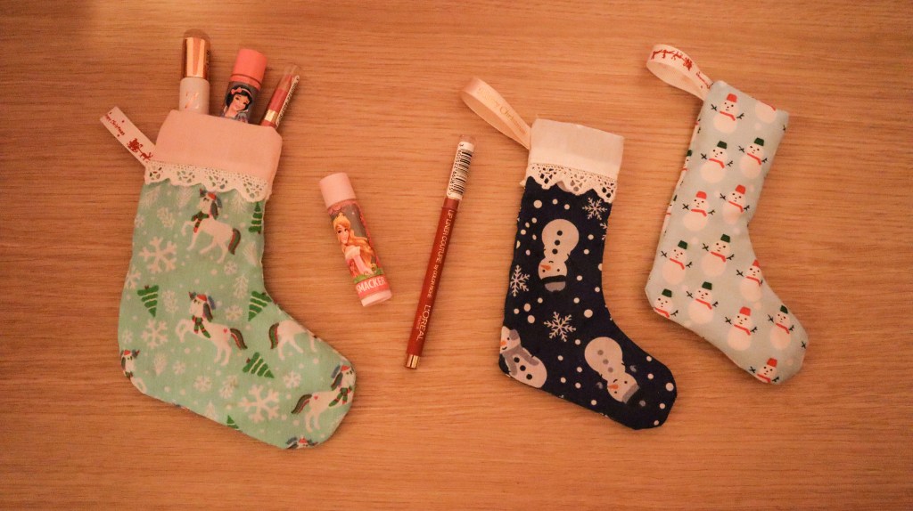 12 Crafts of Christmas 2021: Day 12 Reversible Mini Christmas&nbsp;Stocking